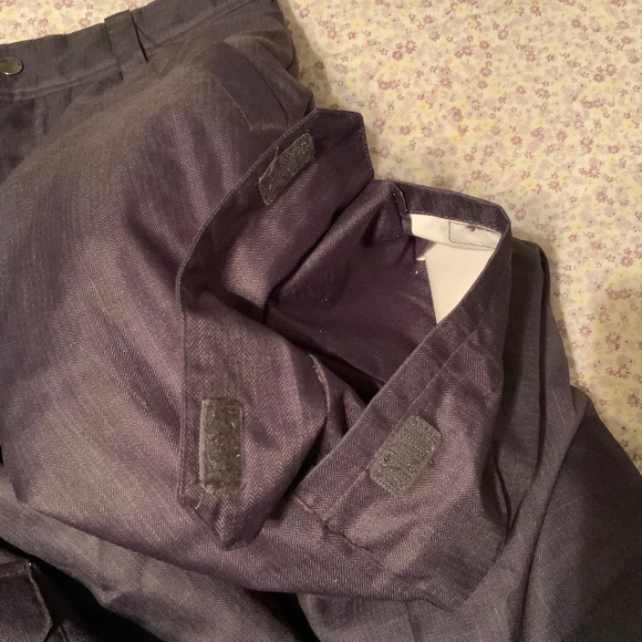 Innsbruck Adjustable Waist Snow Pants (Medium/Up to 30” Waist) - Picture 6 of 16